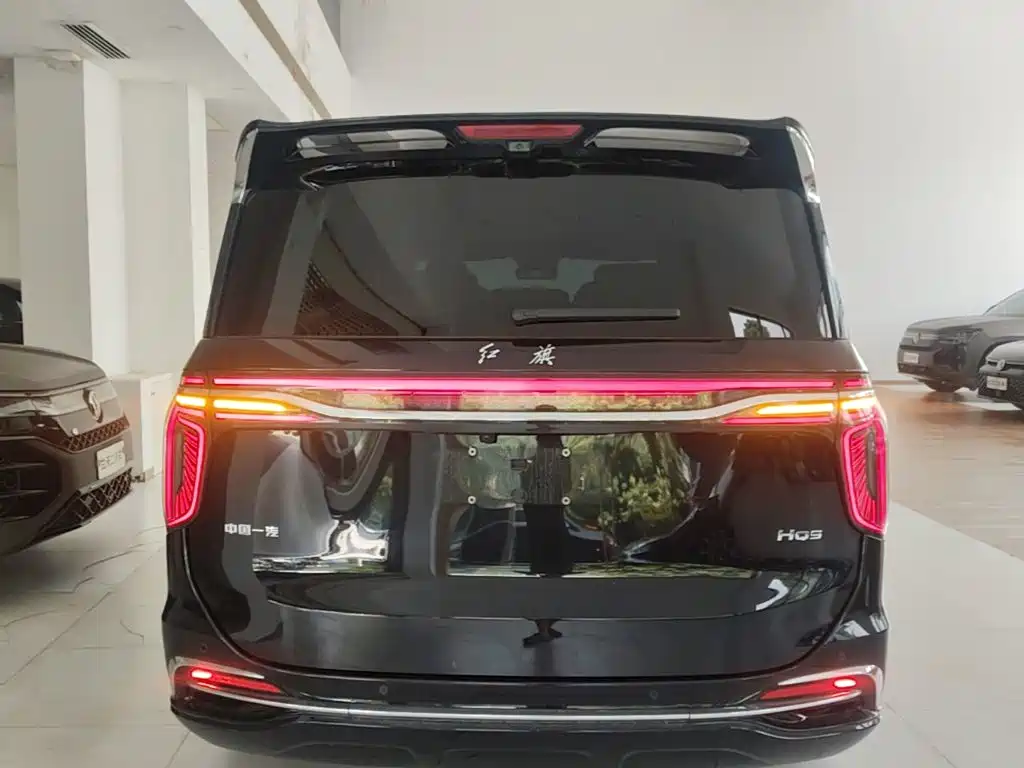 Hongqi HQ9 2.0 T Connected Flagship Leading