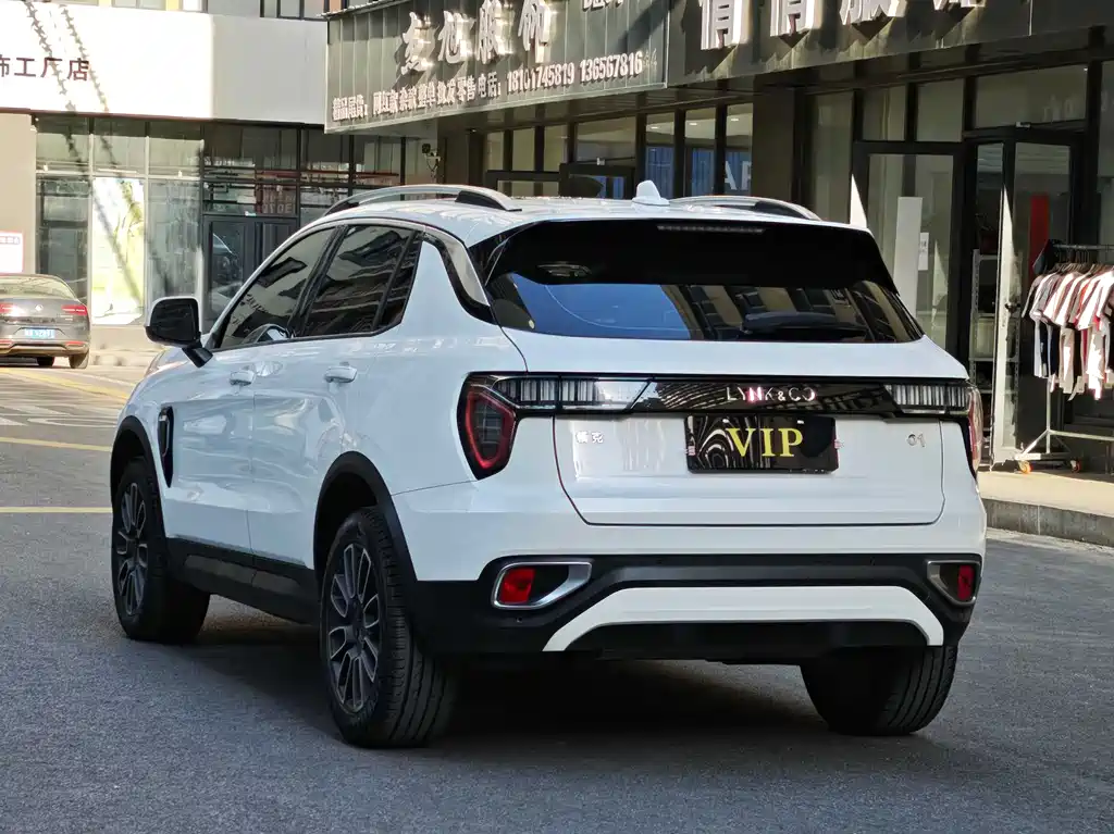 Lynk & Co 01 2.0 T 2 WD CN-VI