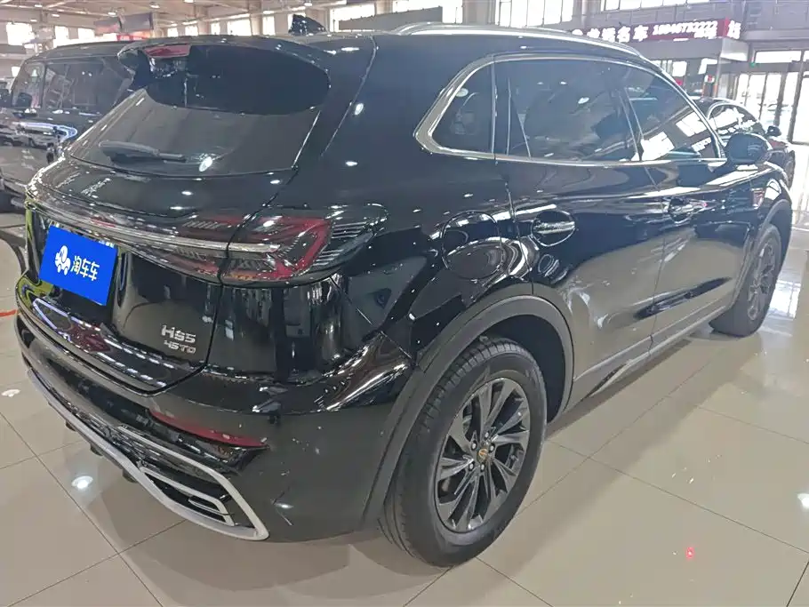 Hongqi HS5 2.0 T 2 WD Flagship Enjoyment Pro