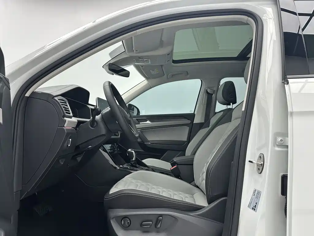 Tayron 280 TSI 2 WD Luxury Plus Advanced