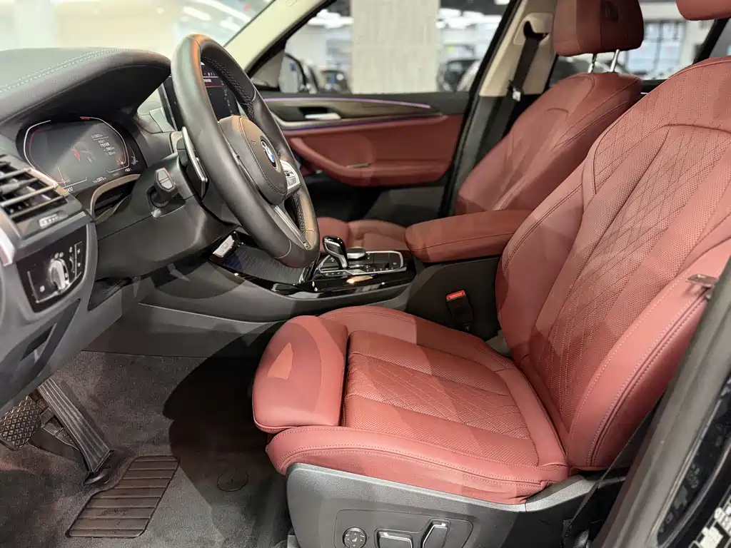 BMW X3 xDrive30 i Leading M Night Package