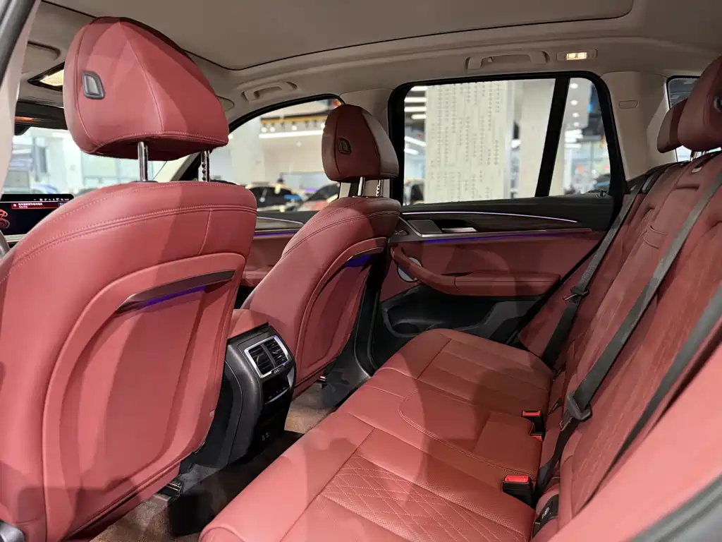 BMW X3 xDrive30 i Leading M Night Package