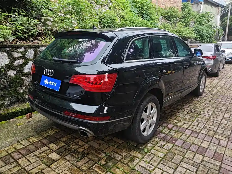 Audi Q7 35 TFSI Tech