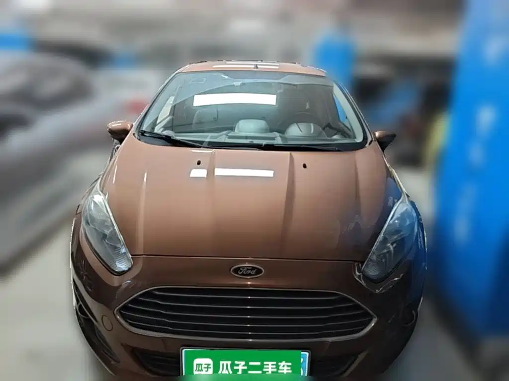 Fiesta Sedan 1.5 L Auto Fashion