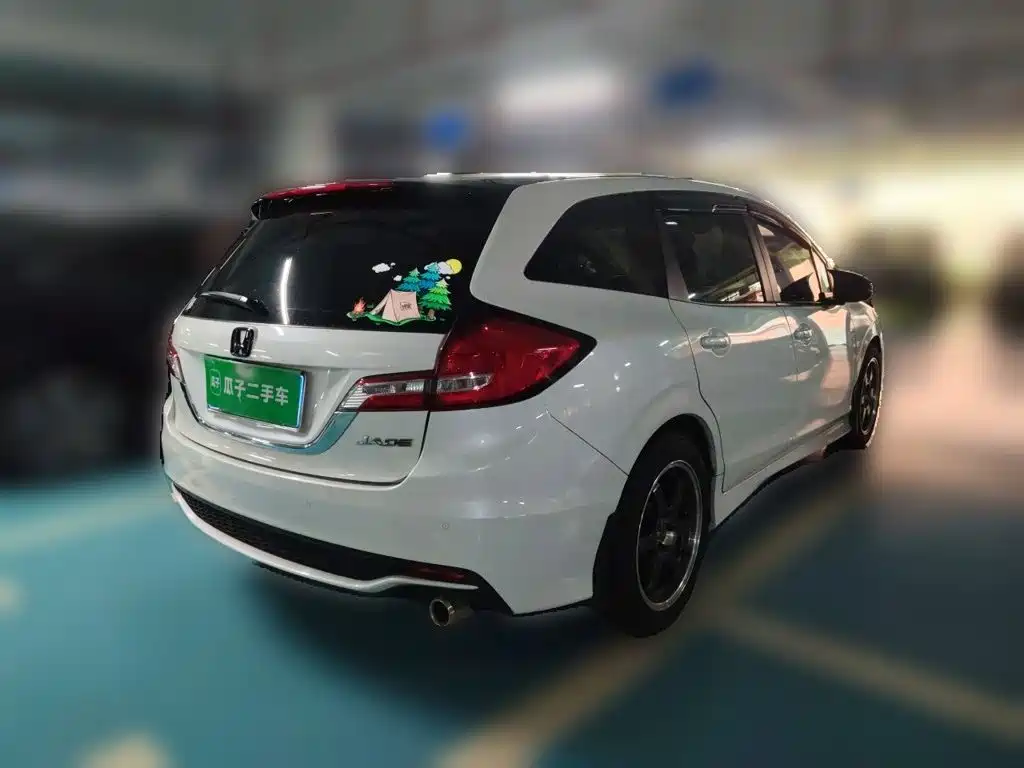 Jade 1.8 L Auto Comfort 5-seat