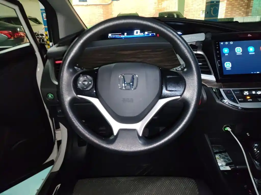 Jade 1.8 L Auto Comfort 5-seat