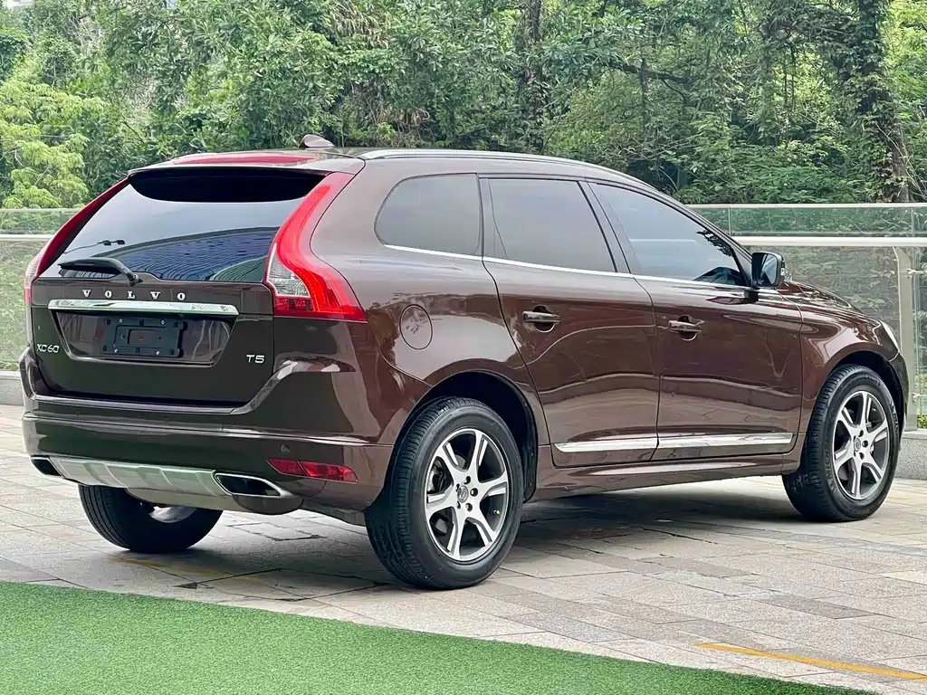 Volvo XC60 (Import) 沃尔沃XC60进口 2015款 T5 智雅版