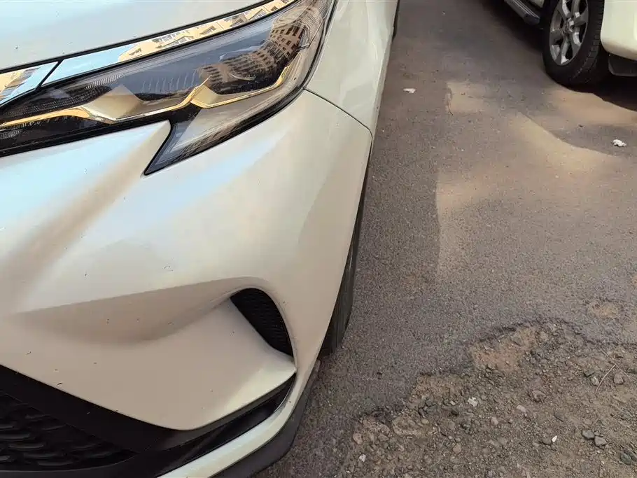 Granvia 2.5 L Hybrid Comfort