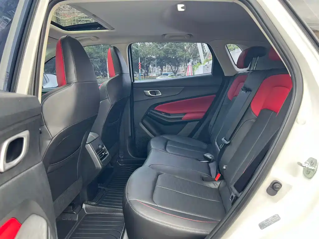 Changan CS55 PLUS 2 nd Gen 1.5 T DCT Outstanding
