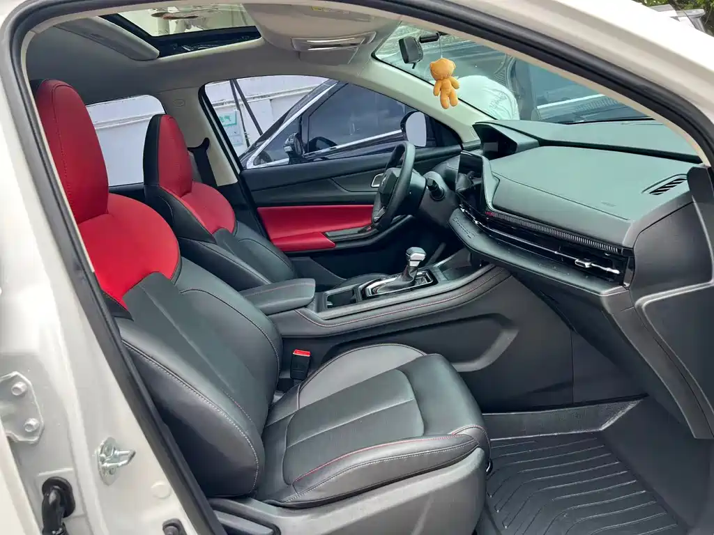 Changan CS55 PLUS 2 nd Gen 1.5 T DCT Outstanding