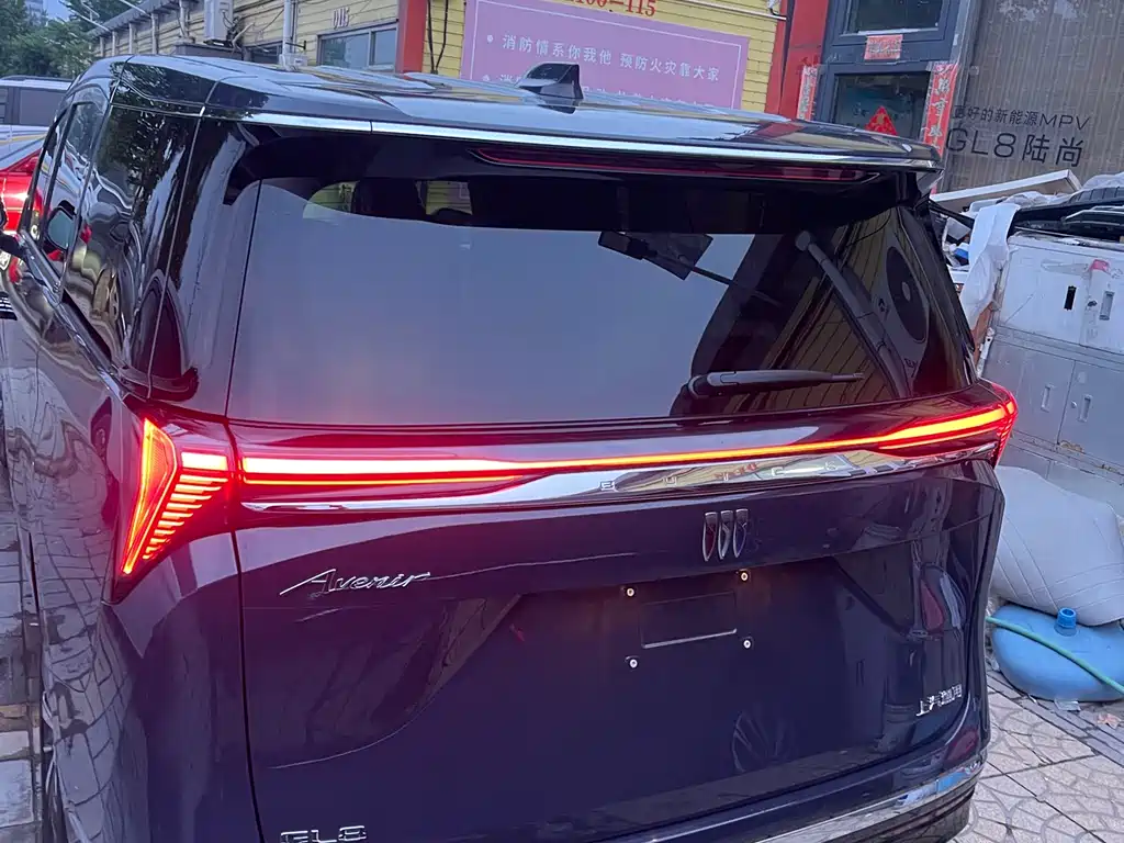 Buick GL8 NEV LaCrosse Luxury Enjoyment