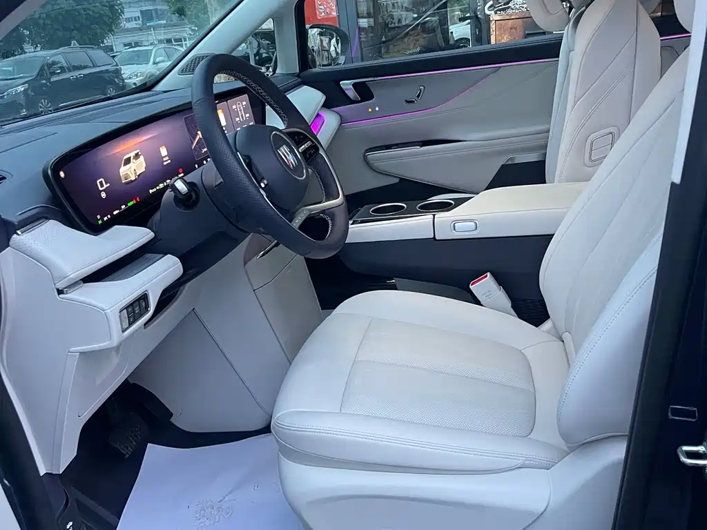 Buick GL8 NEV LaCrosse Luxury Enjoyment