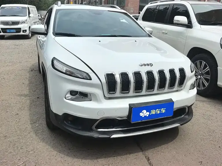 Jeep Cherokee 自由光 2017款 2.0 L 领先版