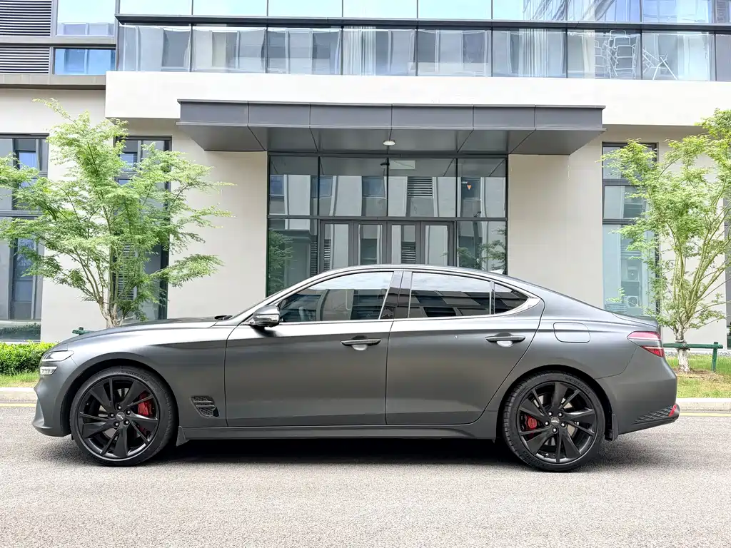 Genesis G70 2.0 T 4 WD Edition 1 Limited