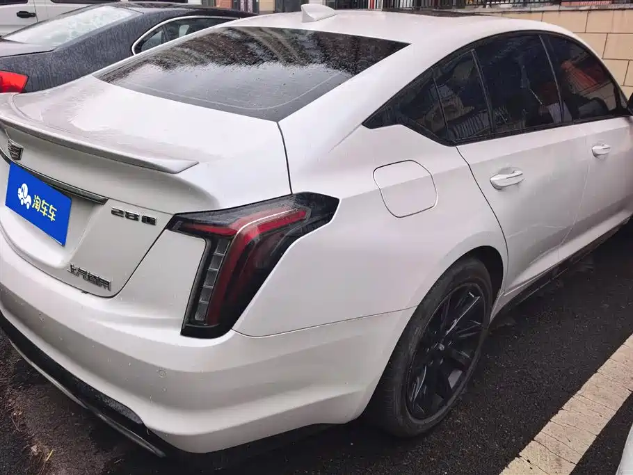 Cadillac CT5 28 T Distinguished