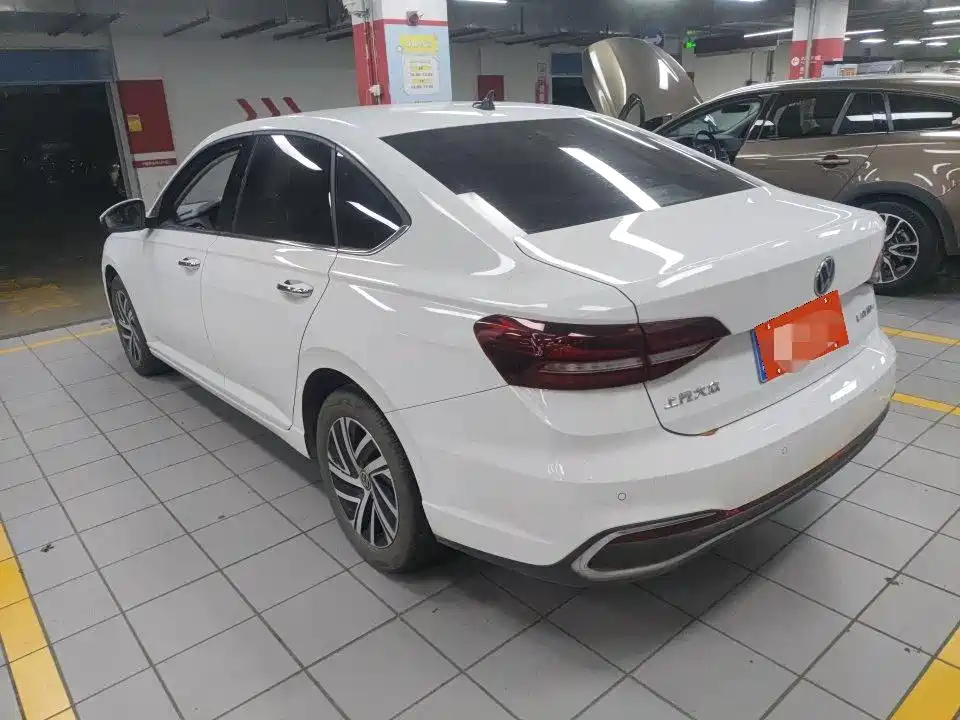 Lavida 1.5 L Auto Comfort
