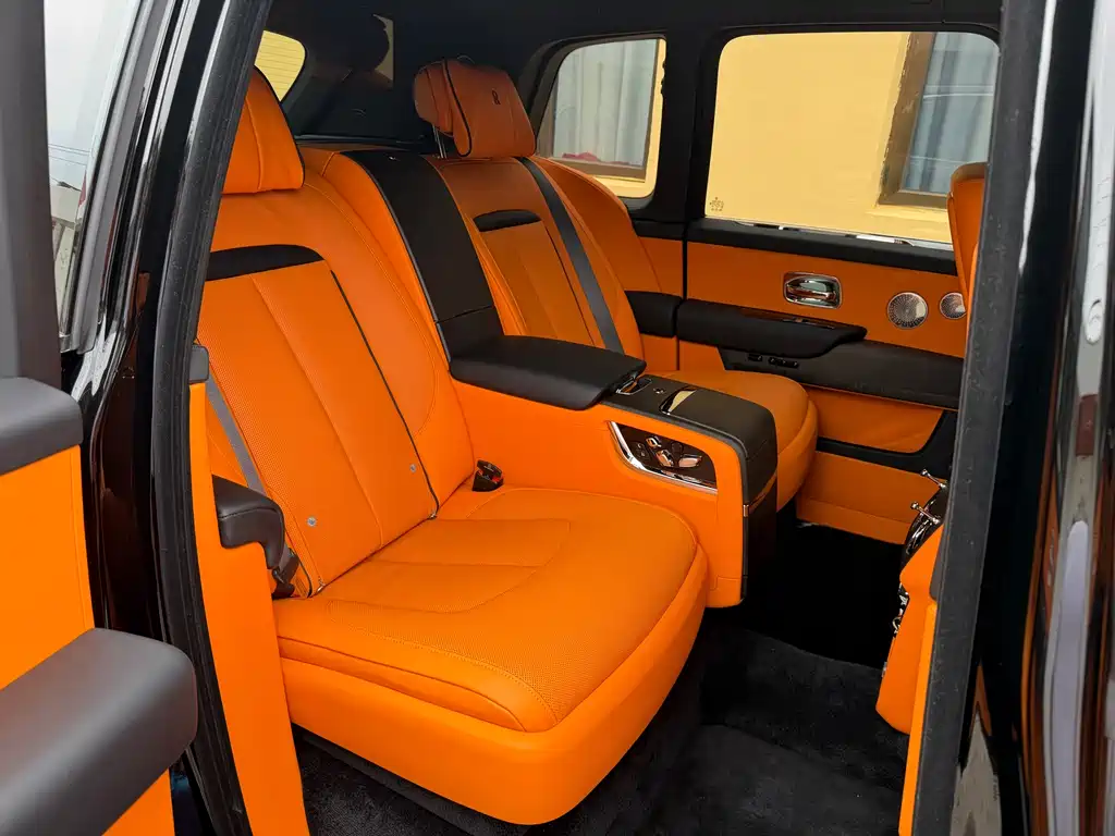Cullinan 4-seat