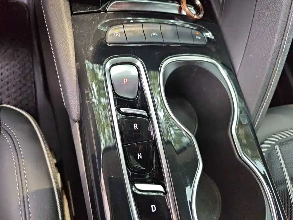 Envision Plus Envision Plus 652 T 5-seat Luxury