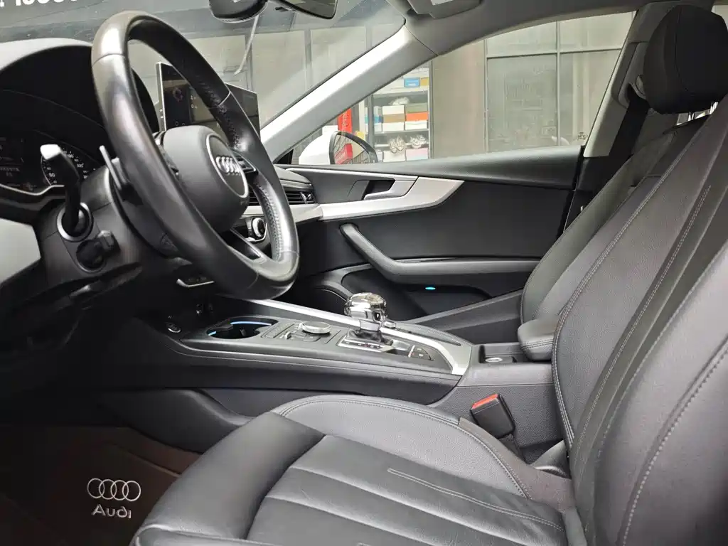 Audi A5 (Import) Sportback 40 TFSI Fashion