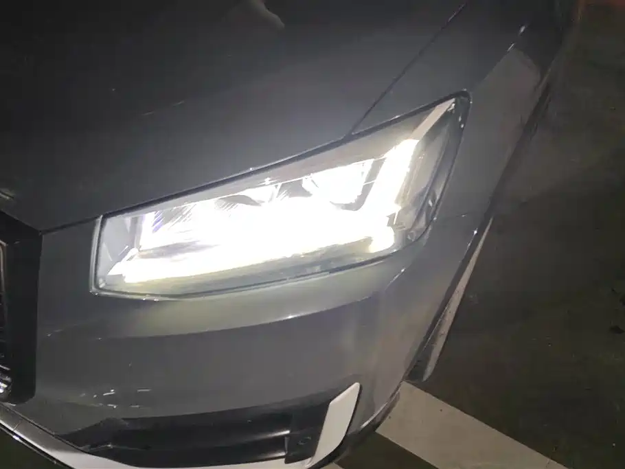 Audi Q2 L 35 TFSI Fashion Elegant