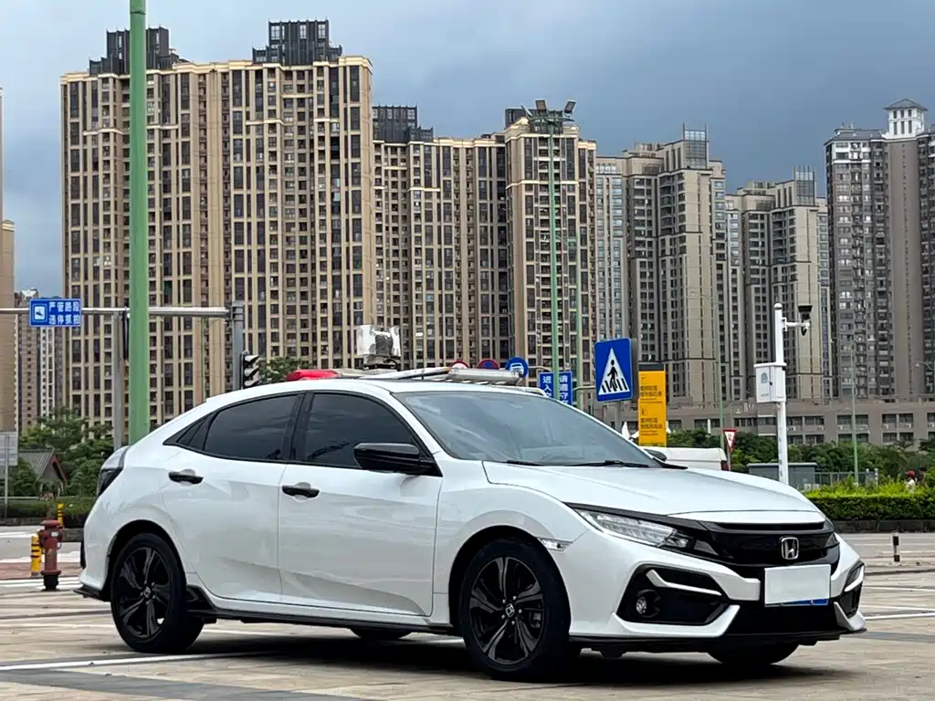 Civic HATCHBACK 220 TURBO CVT Trend Cool Control