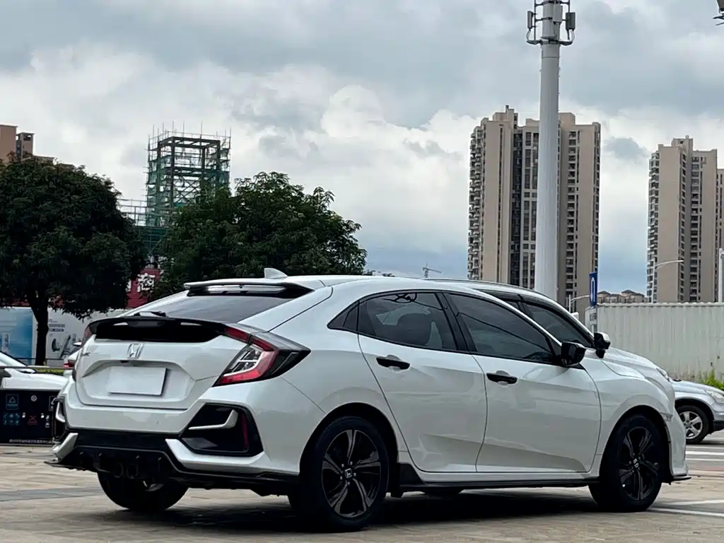 Civic HATCHBACK 220 TURBO CVT Trend Cool Control