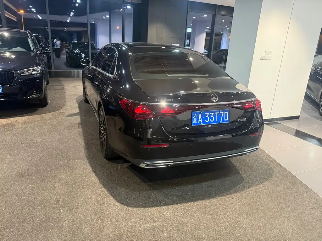 Mercedes-Benz E-Class E 300 L Distinguished
