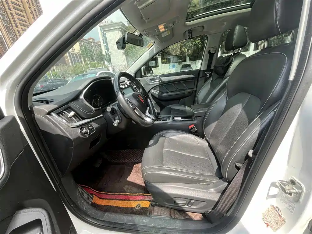 Roewe RX5 荣威RX5 2017款 20 T 两驱自动互联网智尊版