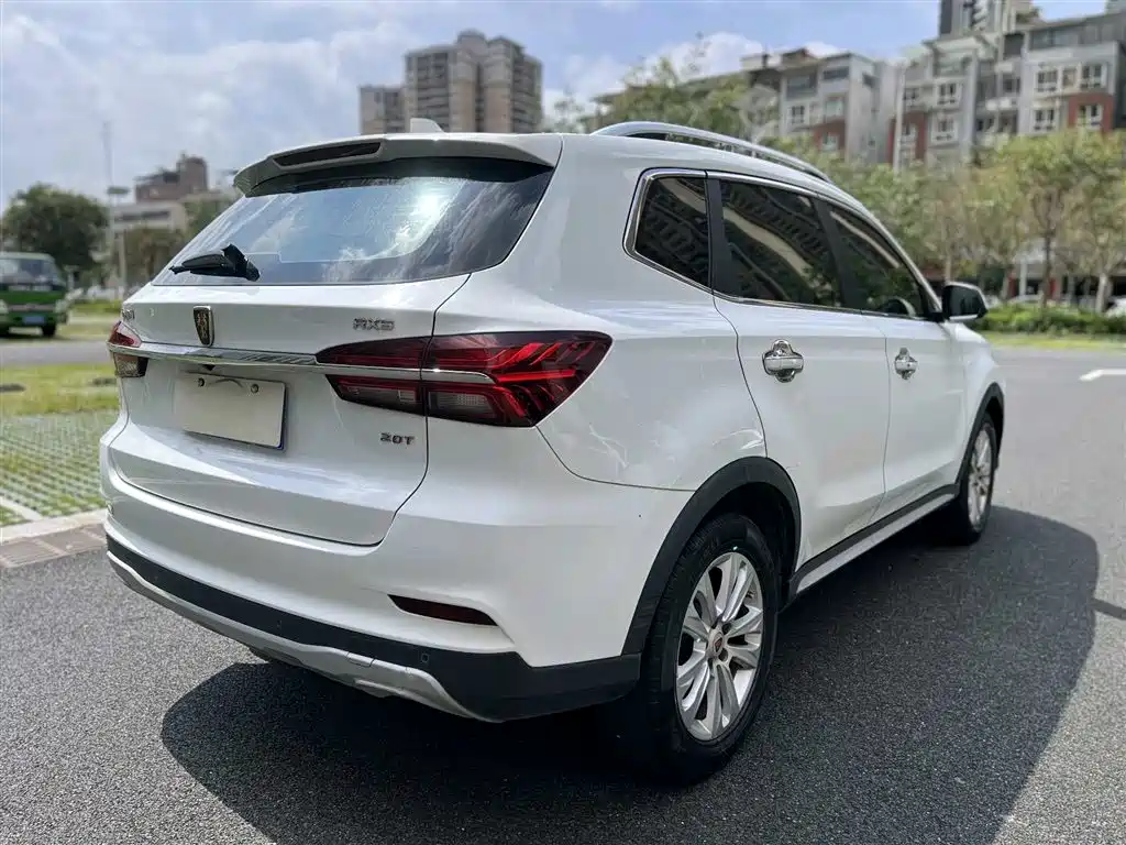 Roewe RX5 荣威RX5 2017款 20 T 两驱自动互联网智尊版
