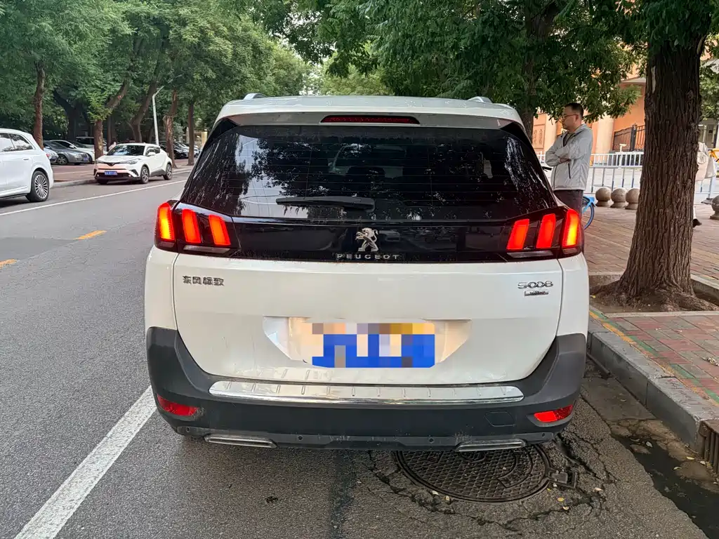 Peugeot 5008 标致5008 2021款 360 THP 5座实力版