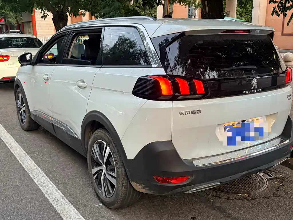 Peugeot 5008 标致5008 2021款 360 THP 5座实力版