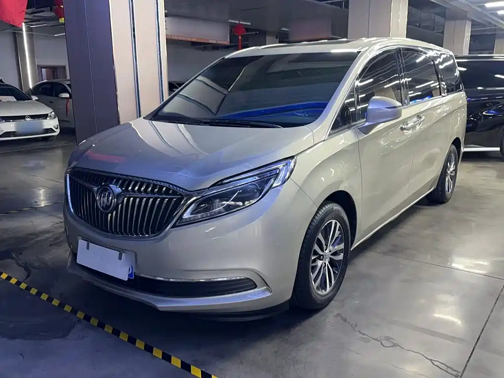 Buick GL8 ES 28 T Luxury CN-V
