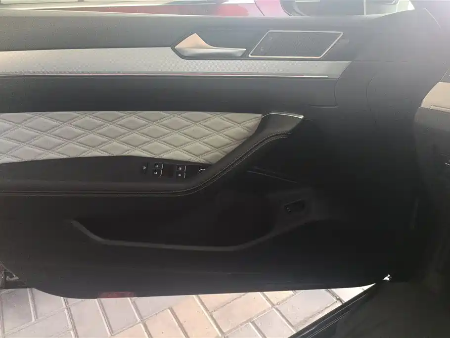 Magotan Public Enjoyment 330 TSI DSG Luxury