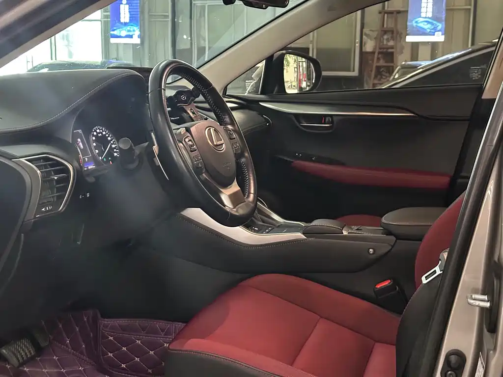 Lexus NX 200 FWD Sharp Travel CN-VI