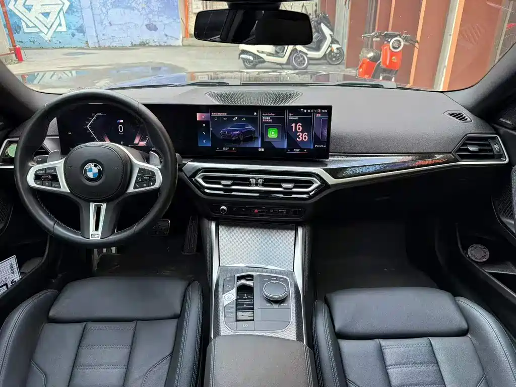 BMW M240 i