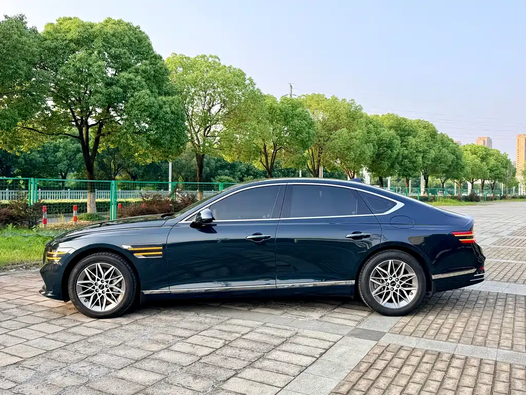 Genesis G80 捷尼赛思G80 2024款 2.5 T 后驱豪华版