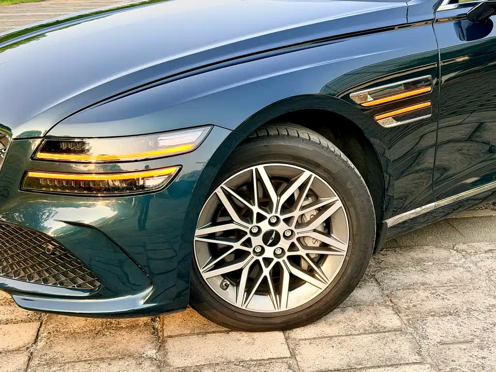 Genesis G80 捷尼赛思G80 2024款 2.5 T 后驱豪华版