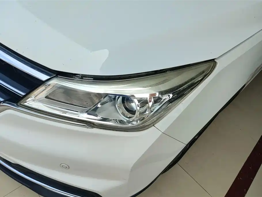 Baojun 730 1.5 T DCT Flagship 7-seat CN-V