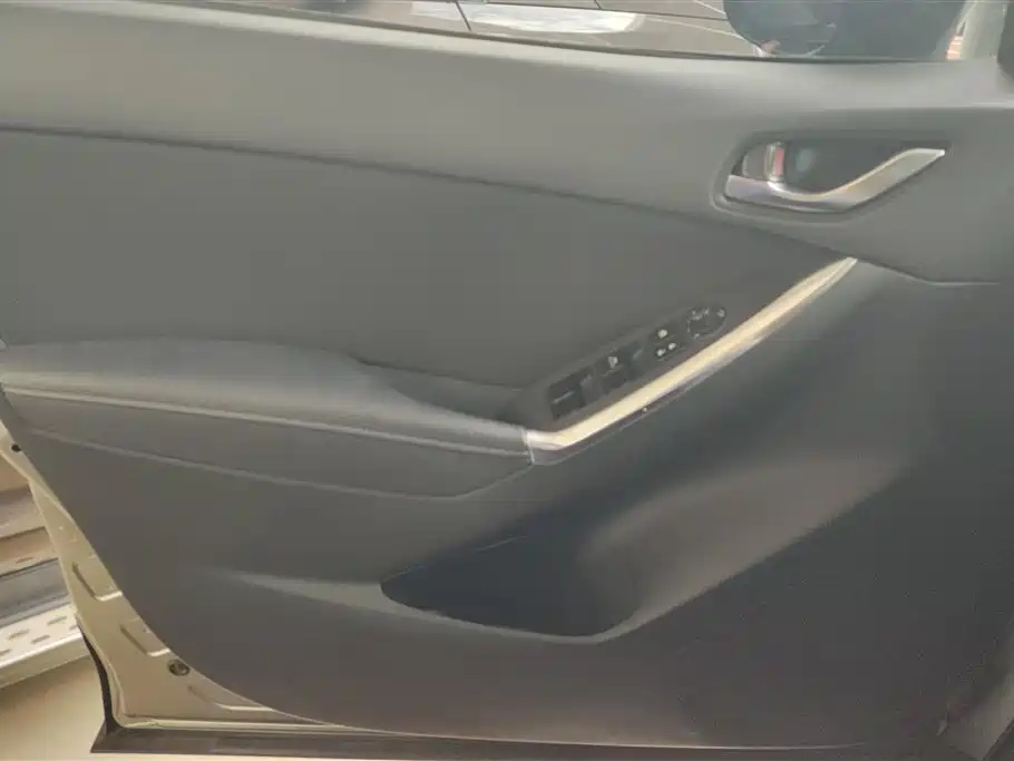 Mazda CX-5 2.0 L Auto 2 WD Urban