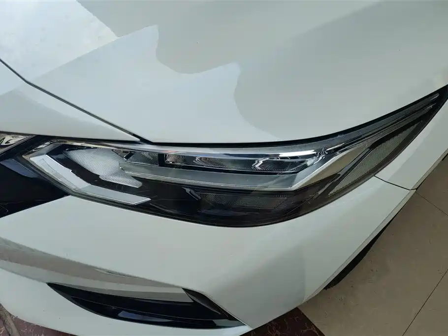 Sylphy 1.6 L XL CVT Joy