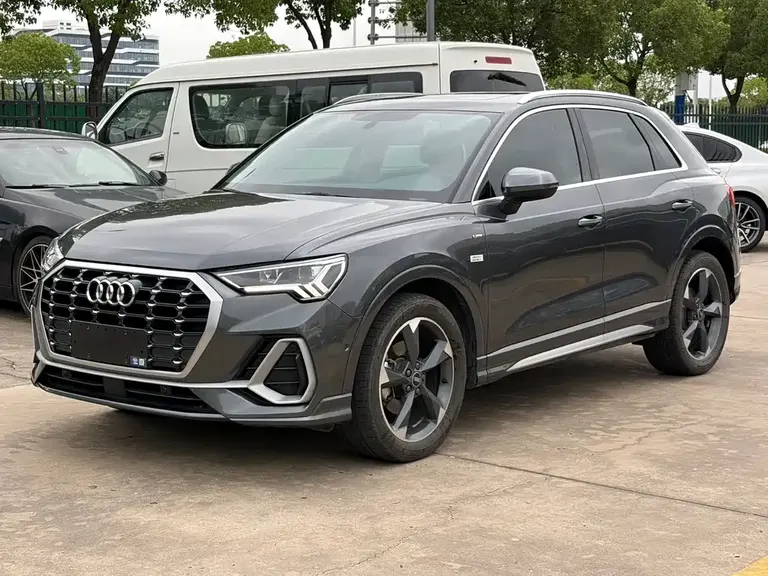 Audi Q3 35 TFSI Fashion Dynamic