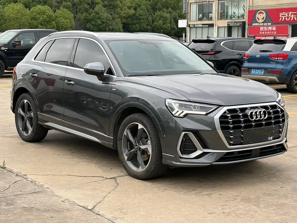 Audi Q3 35 TFSI Fashion Dynamic