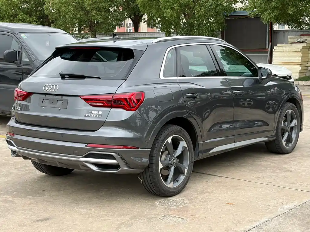 Audi Q3 35 TFSI Fashion Dynamic