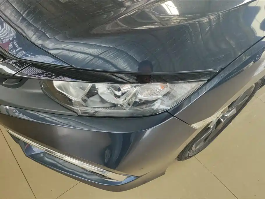 Civic 220 TURBO CVT Ignite Motion CN-V
