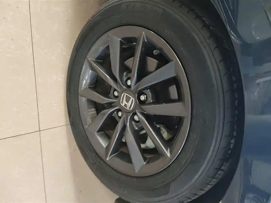 Civic 220 TURBO CVT Ignite Motion CN-V