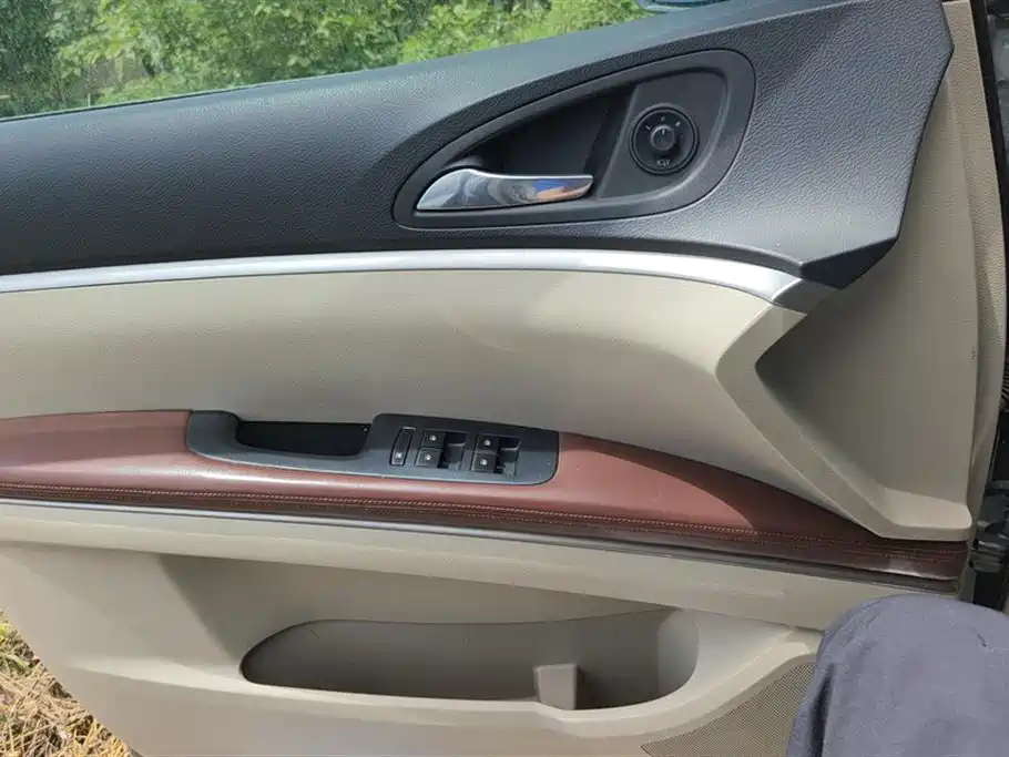 Buick GL8 3.0 L GT Luxury Business Elegant Luxury