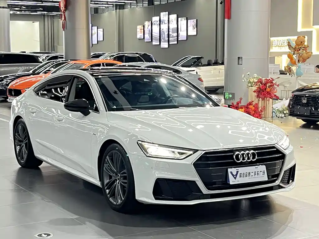 Audi A7 45 TFSI Select