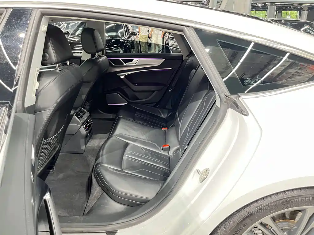 Audi A7 45 TFSI Select