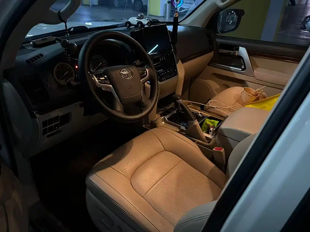 Land Cruiser (Import) 4.0 L Middle East