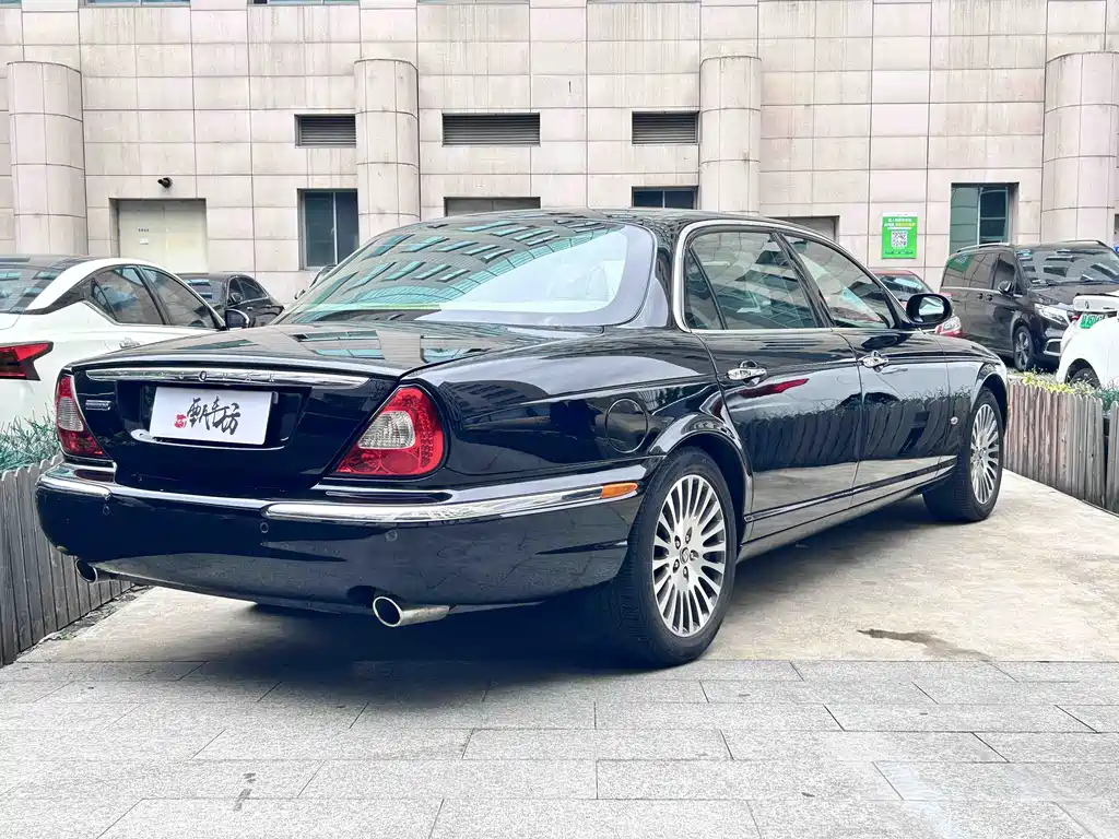 Jaguar XJ XJ6 L 3.0